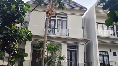 Rumah Mewah 3 Lantai Di Cluster Asoka Pejaten Jakarta Selatan