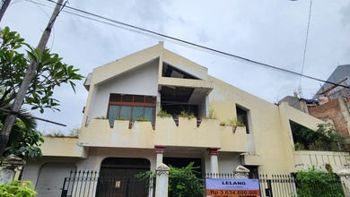 Rumah Luas 524 M2 di Jl Merak Bintaro Jakarta Selatan