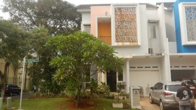 Rumah Hook Di Cluster Darwin Gading Serpong