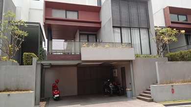 Bintaro - Rumah Modern 2 Lantai Townhouse Mayang 8 Residence
