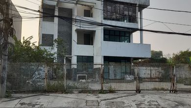 JUAL RUMAH ATAU GUDANG MERUYA SELATAN  KEMBANGAN JAKARTA BARAT