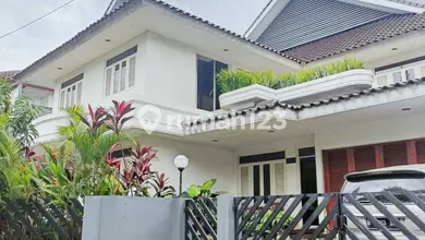 Rumah Mewah Bintaro Sektor 1 Jaksel SHM