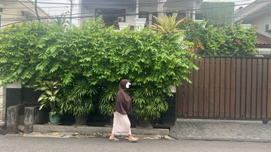 Rumah di Jual Melalui Lelang di Lenteng Agung