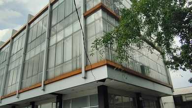 Ruko 3 Lantai Di Jl Raden Saleh Karang Tengah Kota Tangerang