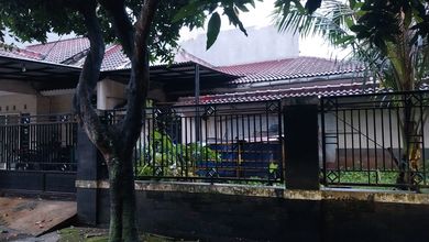 Rumah Luas Hook Villa Ilhami Kelapa Dua