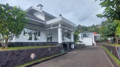 Villa Mewah Harga Murah di Puncak Cisarua Bogor
