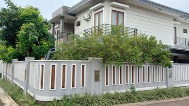 Bintaro Jl Kesehatan, Dijual Murah Rumah Dua Lantai Siap Huni