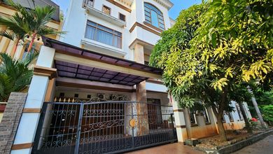 Rumah mewah 3 lantai murah di taman pulo indah, hitung tanah 