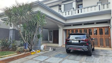Rumah mewah di Jl gaharu Jakarta Selatan 