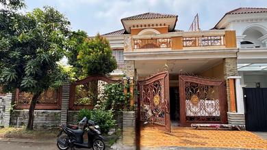 Dijual Rumah Mewah Hook di Royal Residence Jakarta Timur