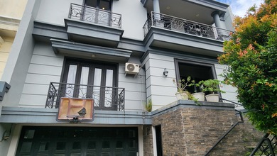 Cilandak, Rumah Murah 3 Lantai di Cilandak Kko Jakarta Selatan