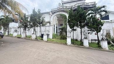 Dijual Rumah Mewah Hitung Tanah di Taman Parahyangan Golf, Sentul City, Babakan Madang, Kab. Bogor