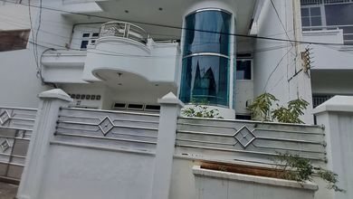 Rumah Murah Dua Lantai Di Petojo Sslatan