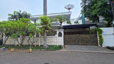Permata Hijau, Rumah Dua Lantai Siap Huni Di Permata Hijau., Kebayoran Lama. Jakarta Selatan