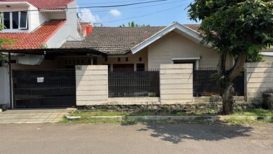 Rumah Strategis Dikomplek Wisma Cakara Indah Limo Depok