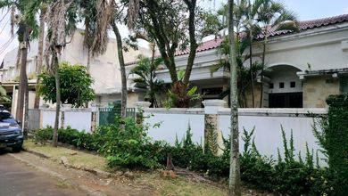 Bsd Rumah Luas Dijual Di Anggrek Loka Tangerang Selatan