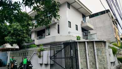 Jual Rumah Siap Huni di Mangga Besar, Jakarta Barat, LT 336 m2