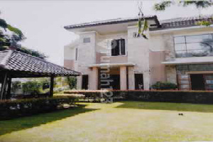 Bintaro Rumah Nyaman Dijual di Bintaro Jl..Kucica Tangerang Selatan