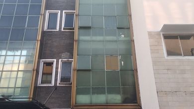 Dijual Murah Ruko 3,5 Lt Di Cipondoh Tangerang