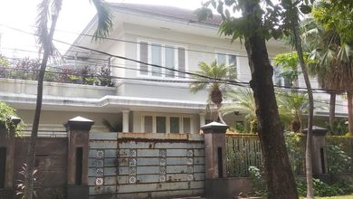 RUMAH BAGUS DI JUAL 2 LANTAI DI JALAN MARTIMBANG JAKARTA SELATAN