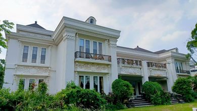 Rumah Super Mewah 3 lt  Europian Clasic di Pondok indah 