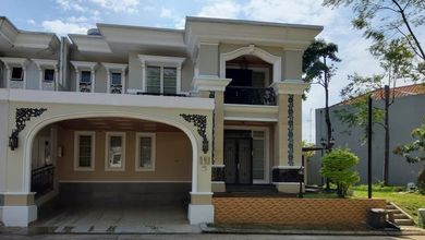 Rumah Mewah 2 Lt Dijual/ Disewakan di Lippo Cikarang