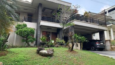 Rumah Cantik 2 Lt Di Lembah Hijau Bukit Golf  Sentul City