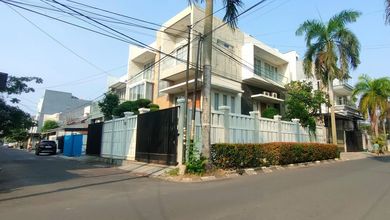 Rumah Sederhana di Citra Garden, Jakarta Barat, LT 224 m2