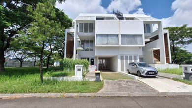 Rumah Bagus 2 Lt Dijual Di Harapan Indah Bekasi 