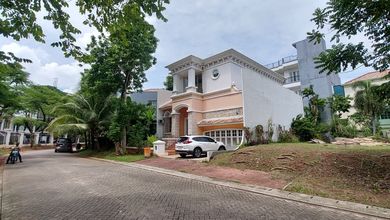 Rumah Cluster Dijual Di Perumahan Bukit Golf  Pik Jakarta Utara