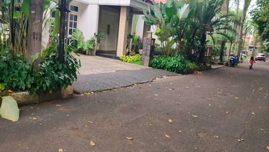 Rumah Adem Dijual Di Perumahan Bumi Karang Indah Lebak Bulus Jakarta Selatan