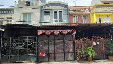 Rumah Mungil 2 LT Dijual di Perumahan Permata Taman Palem