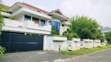 Rumah Hook Luas Dijual di Taman Kedoya Permai Jakarta Barat