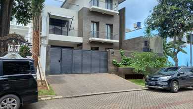 Rumah Mewah Luas 473 m2, di Pantai Indah Kapuk, Jakarta Utara