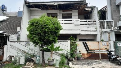 Rumah Lama Dekat Puri Indah Di Jl Kembang Indah Jakarta Barat