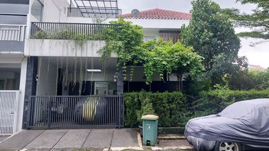 Jual Rumah Mewah Luas 225 m2 di Harjamukti, Depok