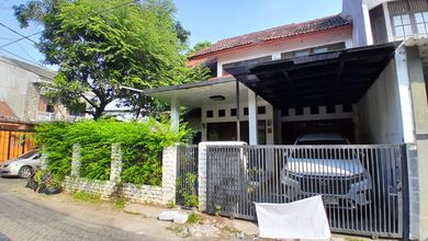Rumah Hook Di Jl. Cucur Timur Bintaro Tangsel
