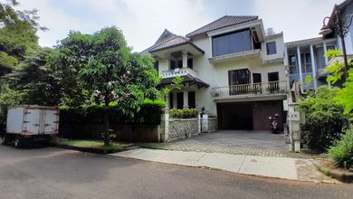 Rumah Mewah Asri Di Perumahan Bukit Pratama Lebak Bulus Jaksel