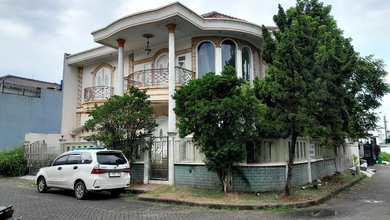 Rumah Mewah Hook Di Modernland Jl Mahkota Tangerang