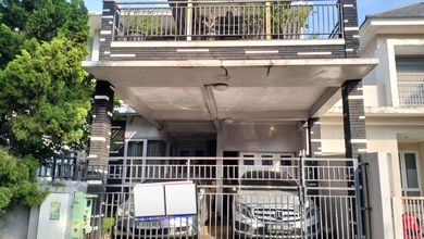 Rumah Mewah Luas 220 m2, di Kota Wisata, Bogor