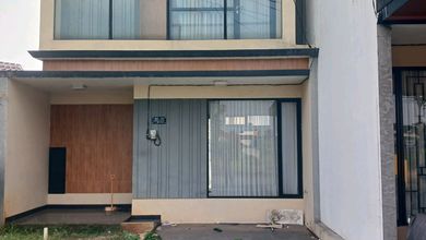 Rumah 2 Lantai Di Sawangan Village Cluster Citronella Depok