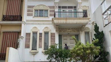 Jual Segera Rumah Mewah area Mampang Prapatan, Jakarta Selatan, Luas 199 m2