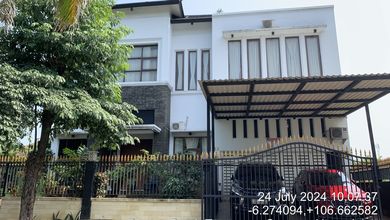 Rumah Mewah Hook Di Villa Serpong, Jelupang Tangerang Selatan