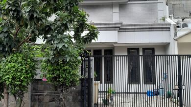 Rumah Minimalis di Komplek Intercon Kebon Jeruk Jakarta Barat