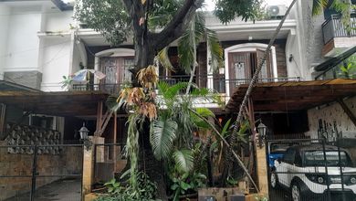 Jual Cepat Rumah Elit area Pondok Indah, Jakarta Selatan, Luas 170 m2