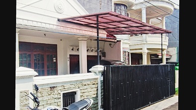 Rumah Hunian Di Komplek Duren Sawit Baru Jaktim