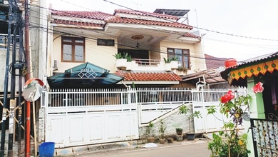 Rumah Hunian 2 Lantai Bagus Jln Swadaya Duren Sawit Jaktim