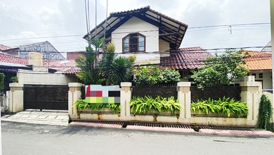 Rumah Modern area Pejaten, Jakarta Selatan, LT 250 m2