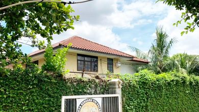 Rumah di jalan Flamboyan Duren tiga JAKSEL