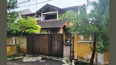Rumah Di Perumahan Bumi Pesanggrahan Mas Jaksel